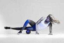 Load image into Gallery viewer, Hyperice Vyper 2.0 High-Intensity Vibrating Fitness Roller