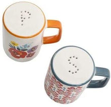 Load image into Gallery viewer, The Pioneer Woman Flea Market Turquoise Spoon Rest &amp; Salt And Pepper Set