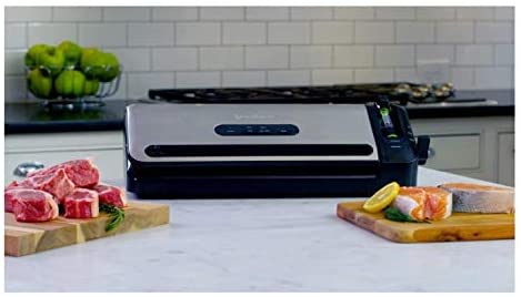 Food Saver FM3945 2-in-1 Vacuum Sealing System