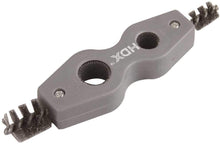 Load image into Gallery viewer, Husky 80-717-111 HDX 4-in-1 Fitting Brush