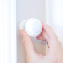 Load image into Gallery viewer, Dome Home Automation Motion Detector Z-Wave - Light Sensor - Magnetic Mount, White (DMMS1)