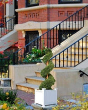 Load image into Gallery viewer, Cardiff 15&quot; x 15&quot; Square Vinyl Planter Pot Box