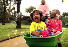 Load image into Gallery viewer, Little Kids Fubbles No-Spill Motorized Bubble Machine