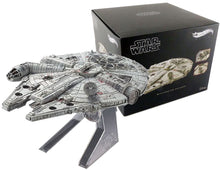 Load image into Gallery viewer, Hot Wheels Star Wars Millennium Falcon Vehicle