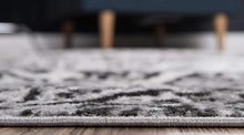 Load image into Gallery viewer, Traditional Vintage Area Rug