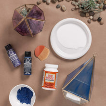 Load image into Gallery viewer, Mod Podge CS11203 Waterbase Sealer, Glue &amp; Decoupage Finish, 32 oz, Gloss