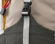 Load image into Gallery viewer, Caterpillar Daytrip Hydration Backpack