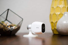 Load image into Gallery viewer, Arlo - VMS4130P-100NAS Pro 2 Indoor/Outdoor 1080p Wi-Fi Wire-Free Security Camera
