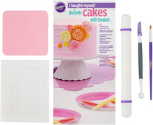 Load image into Gallery viewer, Wilton"I Taught Myself To Decorate Cakes With Fondant" Book Set - Fondant Cutter and Tools