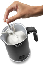 Load image into Gallery viewer, De&#39;Longhi Automatic Metal Milk Frother, Black