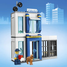 Load image into Gallery viewer, LEGO City Police Brick Box 60270