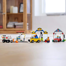 Load image into Gallery viewer, LEGO City Garage Center 60232 Building Kit (234 Pieces)