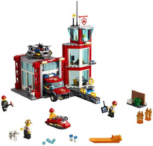 Load image into Gallery viewer, 60215 LEGO City Fire Station