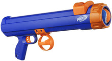 Load image into Gallery viewer, Nerf Dog Large Size Tennis Ball Blaster Gift Set with 4 Balls, Great for Fetch, Hands-Free Reload, Launches up to 50 ft, Single Unit, Includes 4 Nerf Balls