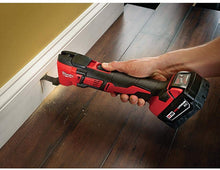 Load image into Gallery viewer, Milwaukee 2626-21CP M18 18-Volt Lithium-Ion Cordless Oscillating Multi-Tool Kit