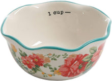 Load image into Gallery viewer, The Pioneer Woman Vintage Floral 4-Piece Measuring Bowl with 4-Cup Measuring Cup, 5-Piece Set