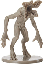 Load image into Gallery viewer, Hasbro Gaming Stranger Things Dungeons &amp; Dragons Roleplaying Game Starter Set