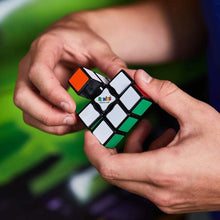 Load image into Gallery viewer, Hasbro Gaming Rubik&#39;s Edge Puzzle, Original Rubik&#39;s Product, Toy for Kids Ages 6 and Up, Great Puzzle for Beginners