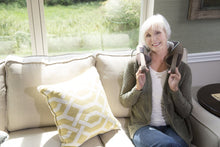 Load image into Gallery viewer, HoMedics NMS-375 Shiatsu Neck and Shoulder Massager with Heat