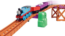 Load image into Gallery viewer, Thomas &amp; Friends GLL14 Thomas and Friends Trackmaster Thomas &amp; Nia Cargo Delivery Playset, Multicolour