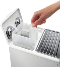 Load image into Gallery viewer, De&#39;Longhi ECP3220W 15 Bar Espresso Machine