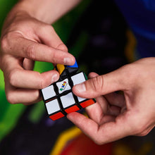 Load image into Gallery viewer, Hasbro Gaming Rubik&#39;s Edge Puzzle, Original Rubik&#39;s Product, Toy for Kids Ages 6 and Up, Great Puzzle for Beginners