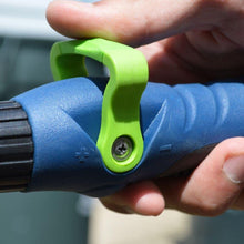 Load image into Gallery viewer, Ray Padula Thumb Control 8-Pattern Hose Nozzle Mini Wand