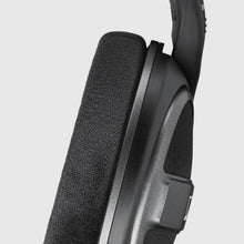 Load image into Gallery viewer, Sennheiser HD 569 Closed Back Headphone