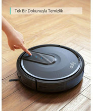 Load image into Gallery viewer, Eufy T2117 RoboVac 35C Robot Vacuum