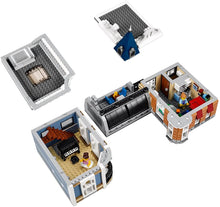 Load image into Gallery viewer, LEGO Creator Expert Assembly Square 10255 Building Kit (4002 Pieces)