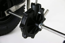 Load image into Gallery viewer, Chapin 82400B Spreader, Blue