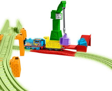 Load image into Gallery viewer, Thomas &amp; Friends Trackmaster Hyper Glow Night Delivery Playset