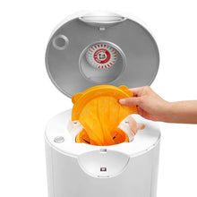 Load image into Gallery viewer, Munchkin Arm &amp; Hammer Diaper Pail Snap with Seal and Toss Refill Bag