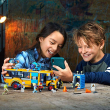 Load image into Gallery viewer, LEGO Hidden Side Paranormal Intercept Bus 3000 70423 Augmented Reality [AR] Building Kit with Toy Bus, Toy App Allows for Endless Creative Play with Ghost Toys and Vehicle (689 Pieces)