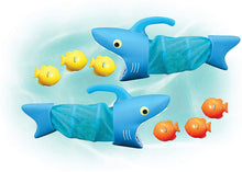 Load image into Gallery viewer, Melissa &amp; Doug Spark Shark Fish Hunt