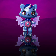 Load image into Gallery viewer, HATCHIMALS, Glow Up, 3-Inch Magic Dusk Collectible Figure with Glow-in-the-Dark Wings (Style May Vary)