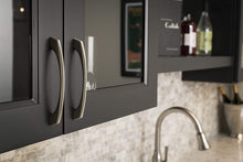 Load image into Gallery viewer, Hickory Hardware Greenwich Cabinet Pull