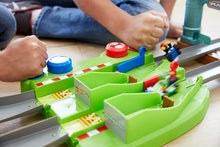 Load image into Gallery viewer, Hot Wheels Mario Kart Circuit Track Set