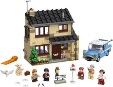 Load image into Gallery viewer, LEGO Harry Potter 4 Privet Drive 75968; Fun Children’s Building Toy for Kids Who Love Harry Potter Movies, Collectible Playsets, Role-Playing Games and Dollhouse Sets, New 2020 (797 Pieces)