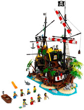 Load image into Gallery viewer, LEGO 21322 Pirates of Barracuda Bay Ideas Set