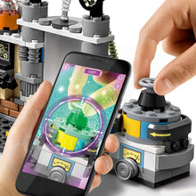 Load image into Gallery viewer, LEGO Hidden Side J.B.’s Ghost Lab 70418 Building Kit, Ghost Playset for 7+ Year Old Boys and Girls, Interactive Augmented Reality Playset (174 Pieces)