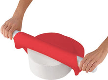 Load image into Gallery viewer, Wilton W7102-04 Decorator Preferred Fondant 24oz, 24 ounce, Red