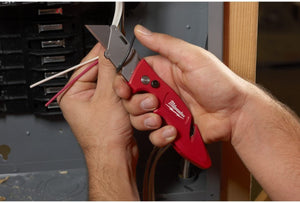 Milwaukee 48-22-1901 Fastback Press and Flip Utility Knife with Belt Clip and Onboard Wire Stripping