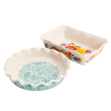 Load image into Gallery viewer, The Pioneer Woman Flea Market Decorated 9" Ruffle Top Pie Plate and 2.3 Quart Ruffle Top Bakeware