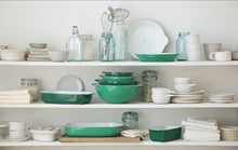 Load image into Gallery viewer, Creo SmartGlass Cookware, 9-inch Pie Pan, Bali Green