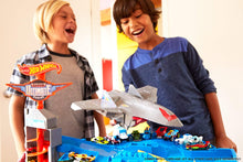 Load image into Gallery viewer, Hot Wheels The Super Ultimate Garage
