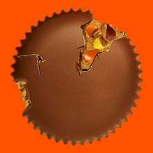 Load image into Gallery viewer, Reese's, Halloween Peanut Butter Ultimate Pieces Assortment, 80 Pieces, 45.16 Oz