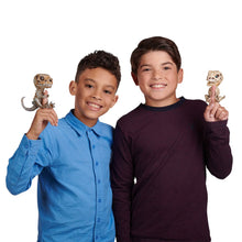Load image into Gallery viewer, WowWee Fingerlings Untamed – Dire Wolf – Midnight (Black and Red) (Amazon Exclusive)