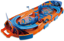 Load image into Gallery viewer, Hot Wheels Track Pack – Slot Track Carrying Case – Includes Two 1:64 Cars with 5.5 Feet of Track