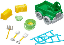 Load image into Gallery viewer, Kid Connection Farm House Play Set with Animals, 19 Pieces